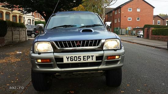 Mitsubishi l200 autoutilitara cabina dubla