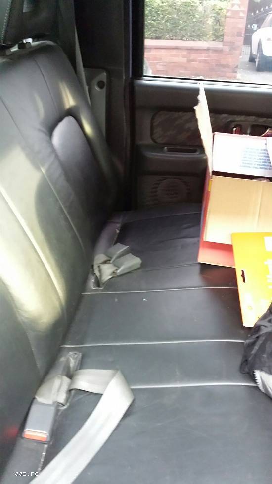 Mitsubishi l200 autoutilitara cabina dubla