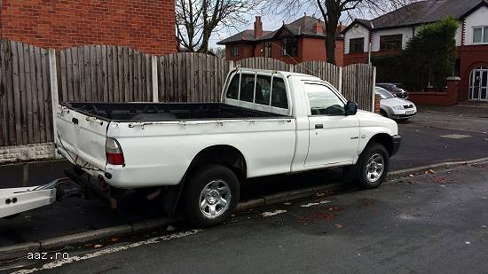 Mitsubishi l200 autoutilitara cabina simpla
