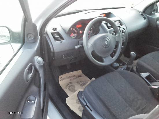 vand renault megan 2  limuzina