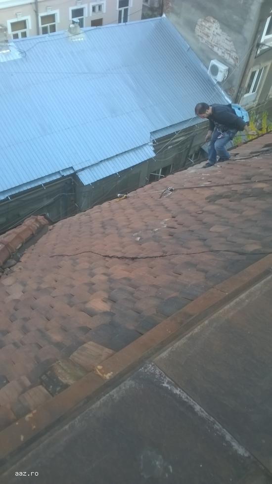 REPARATII  ACOPERISURI  BUCURESTI
