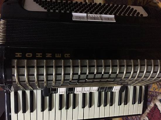 Acordeon de vanzare