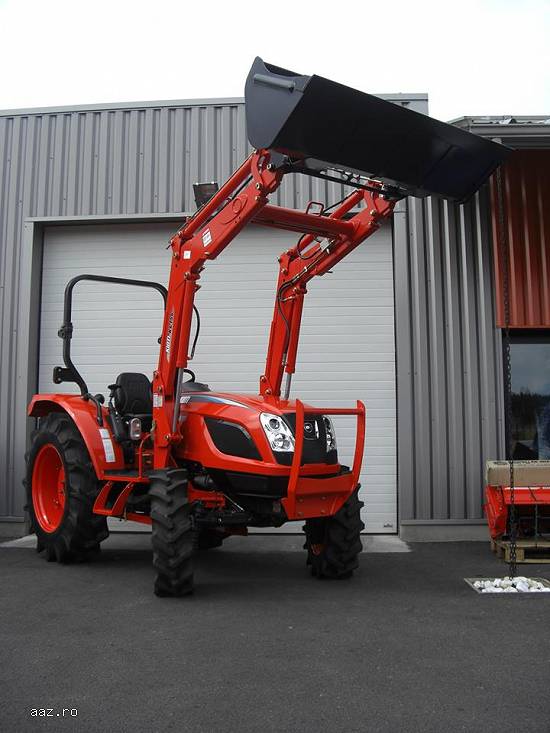 Tractoare noi,   4x4,    Euro4 de 55CP;60CP;66CP;73CP;93;103;110CPKioti