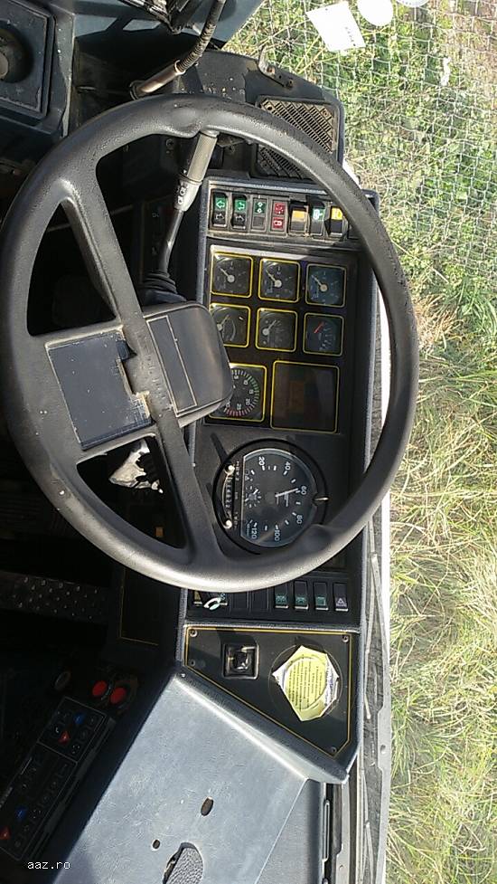 Autobuz Neoplan
