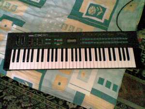 Yamaha V 50; DX 21