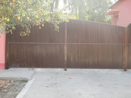 Firma din Timisoara executam la comanda,  porti si garduri din fier forjat ,  modele deosebite