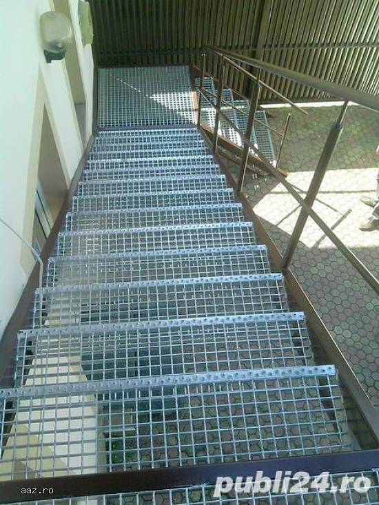 Avem pe stoc trepte metalice zincate in Timisoara