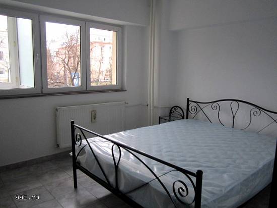 Stefan cel Mare - 2 camere decomandate,  LUX