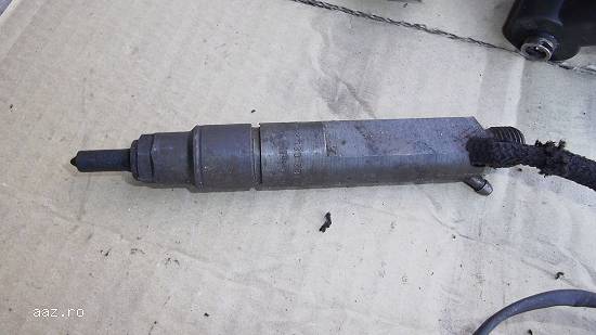 Injector/ injectoare Audi A4,  Passat,  Golf 4,  cod: 028130201J