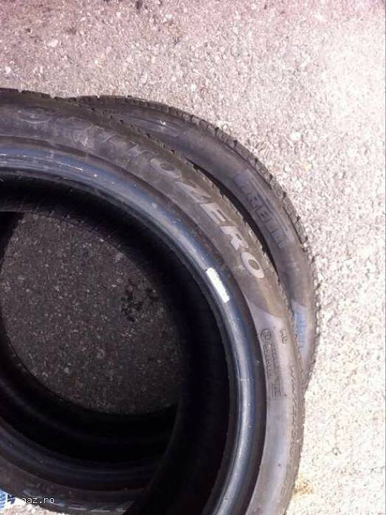 Set anvelope iarna PIRELLI 245 40 R18 97H dot 4510 made in germany.