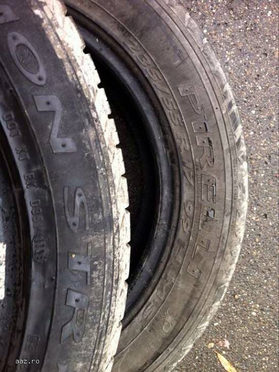 Set anvelope iarna PIRELLI 235 55 R17 99H dot 1111 made in germany.