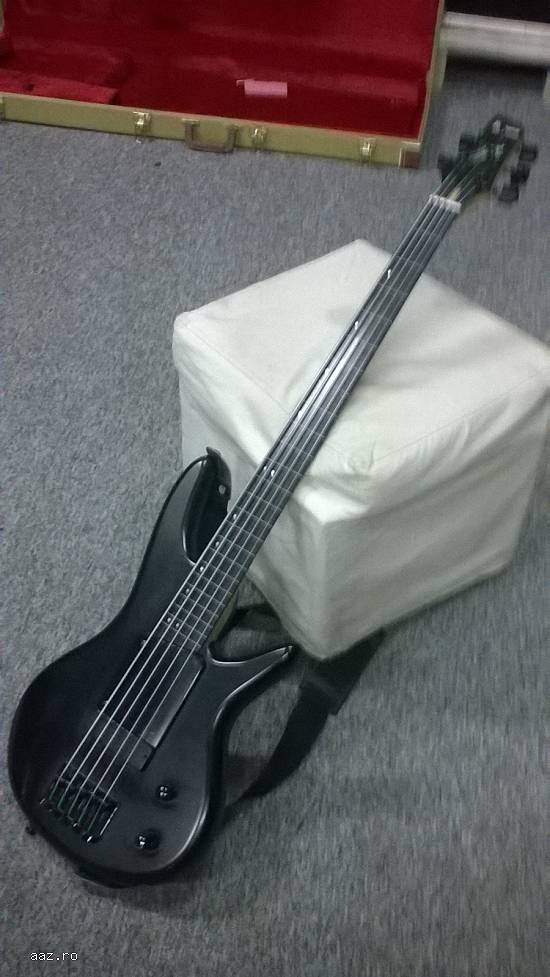 Vand Bass Ibanez Fretless 5 corzi avantajos