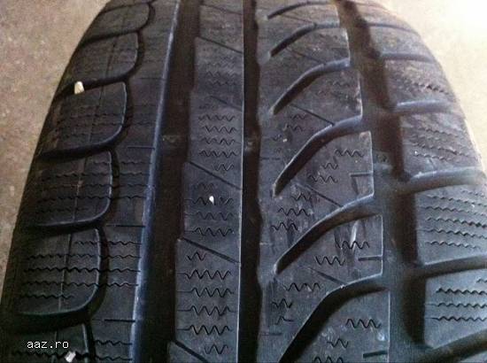 Anvelopa iarna DUNLOP 195 50 R15 82T dot 1109 made in germany.
