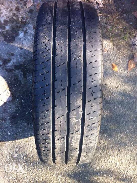 Set anvelope vara CONTINENTAL 215 70 R15C dot 3810 made in germany.