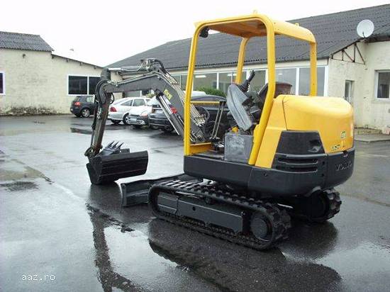 Mini excavator Volvo EC25