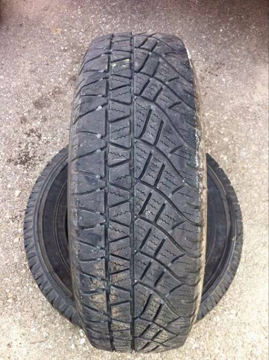 Set anvelope iarna MICHELIN 215 70 R16 100T dot 3910 made in france.