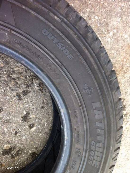 Set anvelope iarna MICHELIN 215 70 R16 100T dot 3910 made in france.