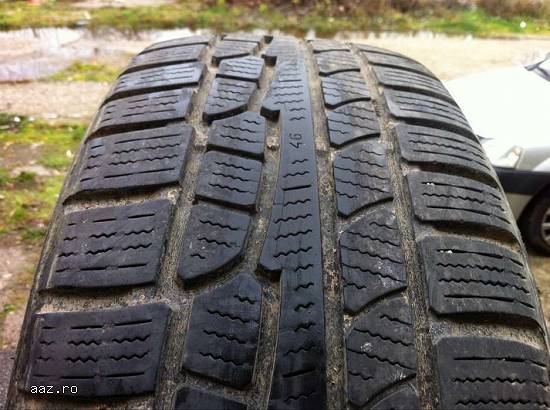Anvelope iarna NOKIAN 215 60 R17 100V dot 3210 made in finland.