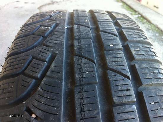 Anvelope iarna PIRELLI 205 60 R16 96H dot 3211 made in germany.