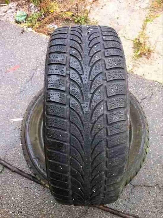 Set anvelope iarna NOKIAN 215 55 R16 93T dot 4810 made in finland.
