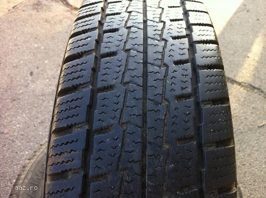 Set anvelope iarna HANKOOK 175 75 R16C 101/99R dot 2611 made in korea.