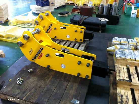 PICON  HIDRAULIC   EXCAVATOR 16 TONE