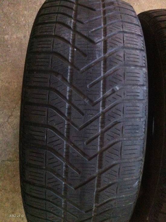 Anvelope iarna PIRELLI 205 55 R16 91T dot 2912 made in germany.