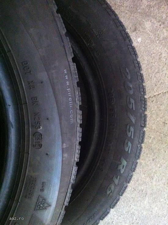 Anvelope iarna PIRELLI 205 55 R16 91T dot 2912 made in germany.