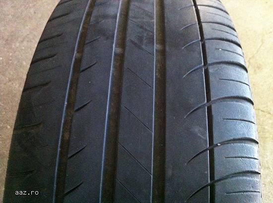 Anvelope vara MICHELIN 215 55 ZR17 94W dot 2508 made in germany.