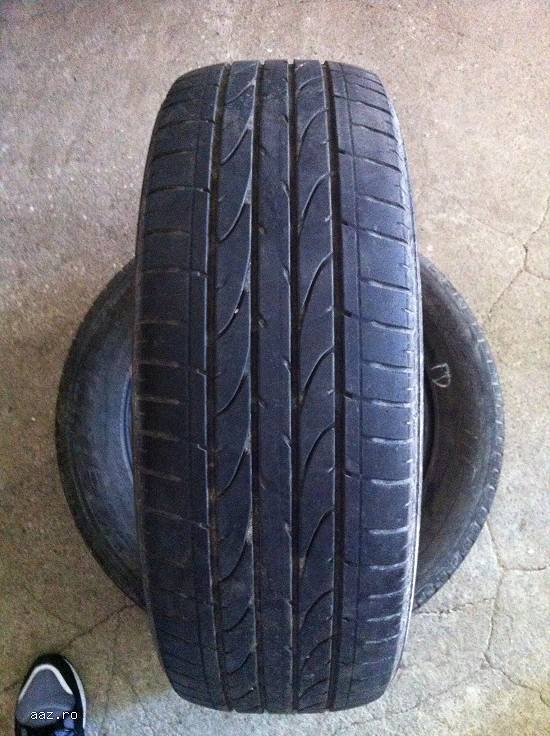 Set anvelope vara BRIDGESTONE 215 60 R17 96H dot 0712 made in japan.