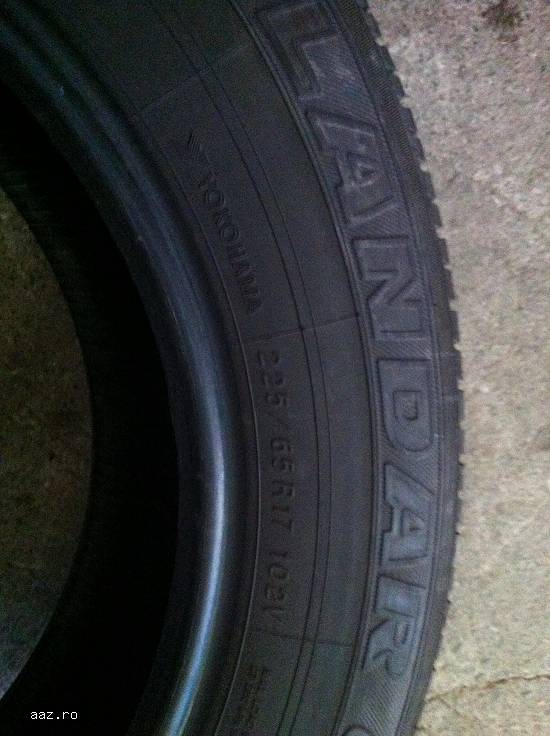 Anvelope vara YOKOHAMA 225 65 R17 102V dot 4012 made in korea.