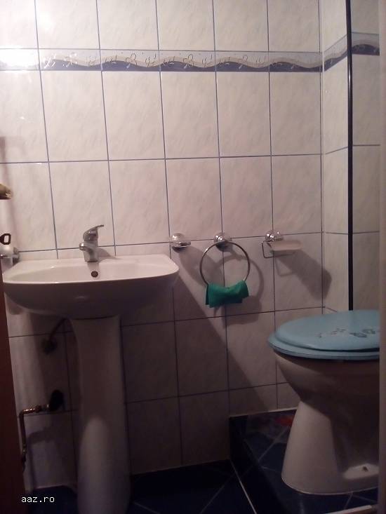 apartament 3 camere