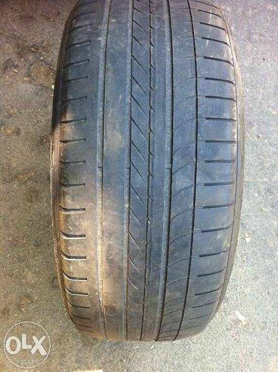 Anvelope vara GOODYEAR 275 45 R20 110W dot 0614 made in germany.