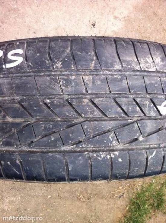 Anvelope vara GOODYEAR 235 55 R19 101W dot 3309 made in germany.