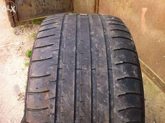 Anvelope vara ACCELERA 265 35 ZR18 97Y dot 4910 made in indonesia.