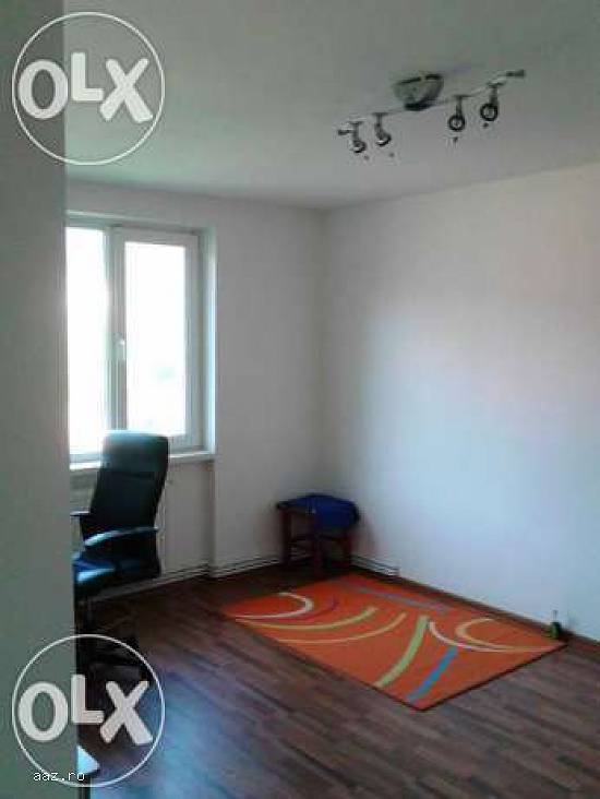 vand apartament 2 camere Centru Resita