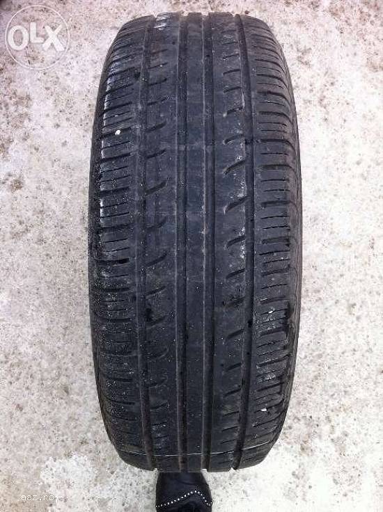 Anvelope vara PIRELLI 185 60 R15 84T dot 1110 made in germany.