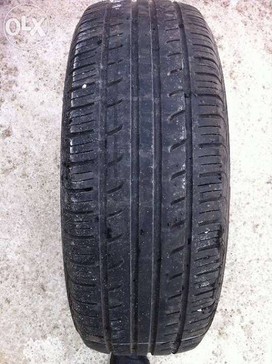 Anvelope vara PIRELLI 185 60 R15 84T dot 1110 made in germany.
