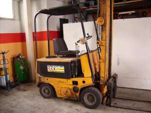 STIVUITOARE ELECTRICE SI DIESEL
