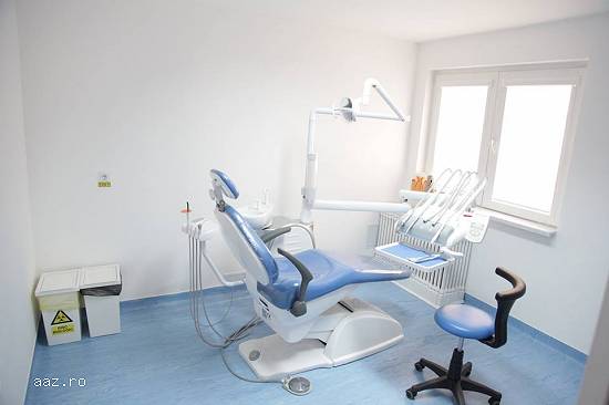vand apartament 2 camere pretabil cabinet
