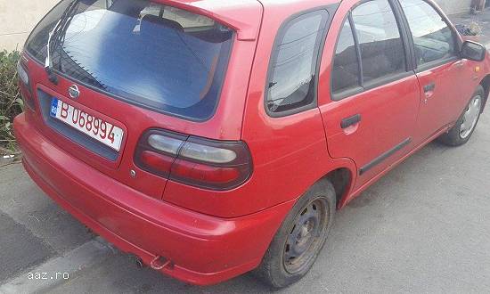 vand sau dezmembrez nissan almera 1999