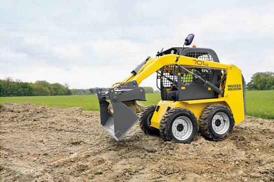 Mini incarcator frontal multifunctional Wacker Neuson