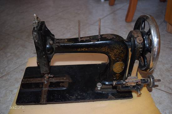 Vand masina de cusut . Marca Kaiser