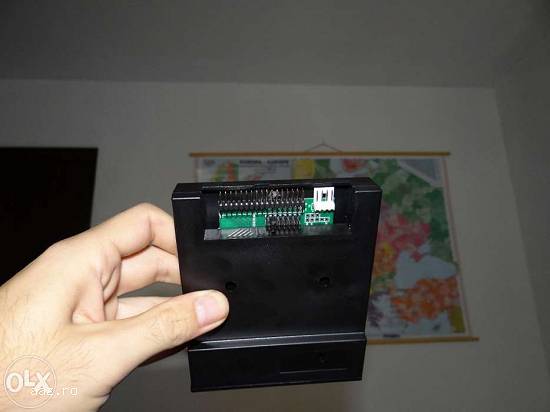 Emulator floppy disk to USB pentru clape Korg,  Yamaha