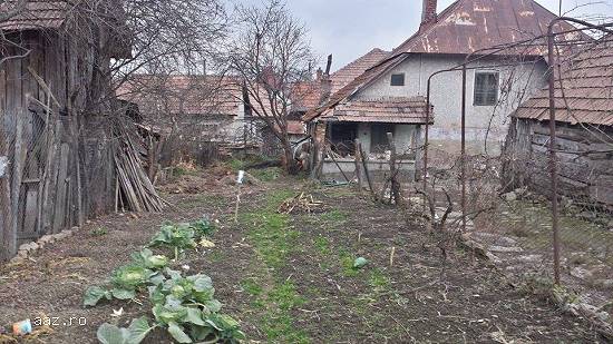 Vand casa in loc. Calimanesti-Valcea