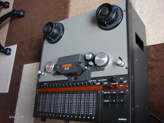 Magnetofon de studio 16 canale Schimb(Akai Teac
