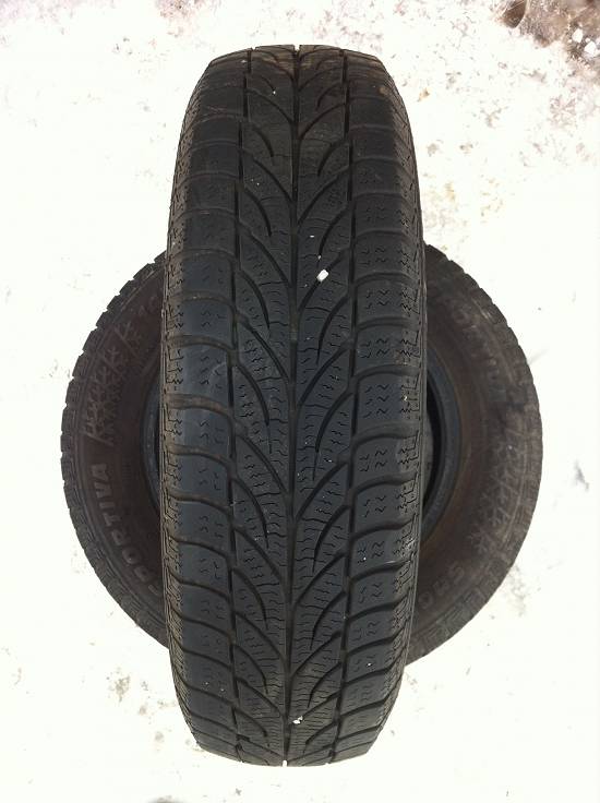 Anvelope iarna SPORTIVA 145 80 R13 75T dot 2911 made in france.