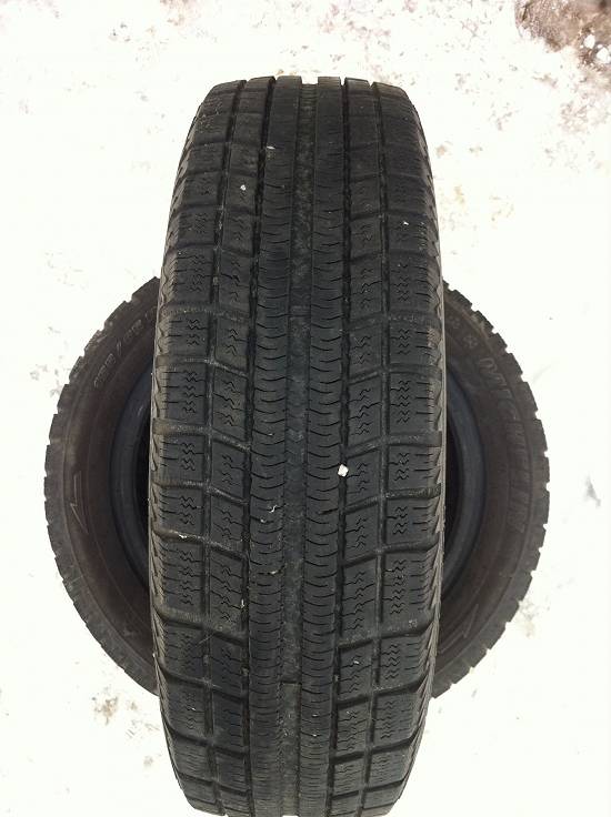 Anvelope iarna MICHELIN 155 65 R14 75T dot 2707 made in germany.