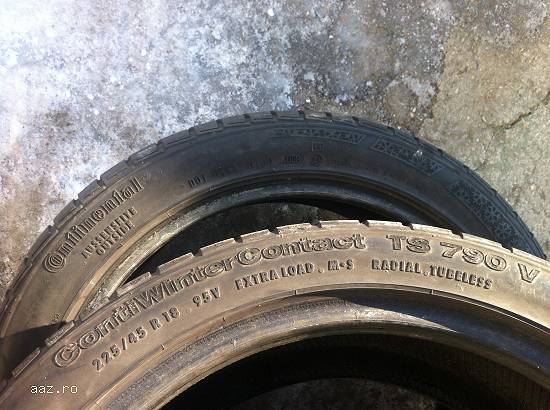 Anvelope iarna CONTINENTAL 225 45 R18 95V dot 4009 made in germany.