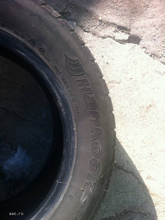Anvelope iarna HANKOOK 255 55 R18 109V dot 3307 made in korea.